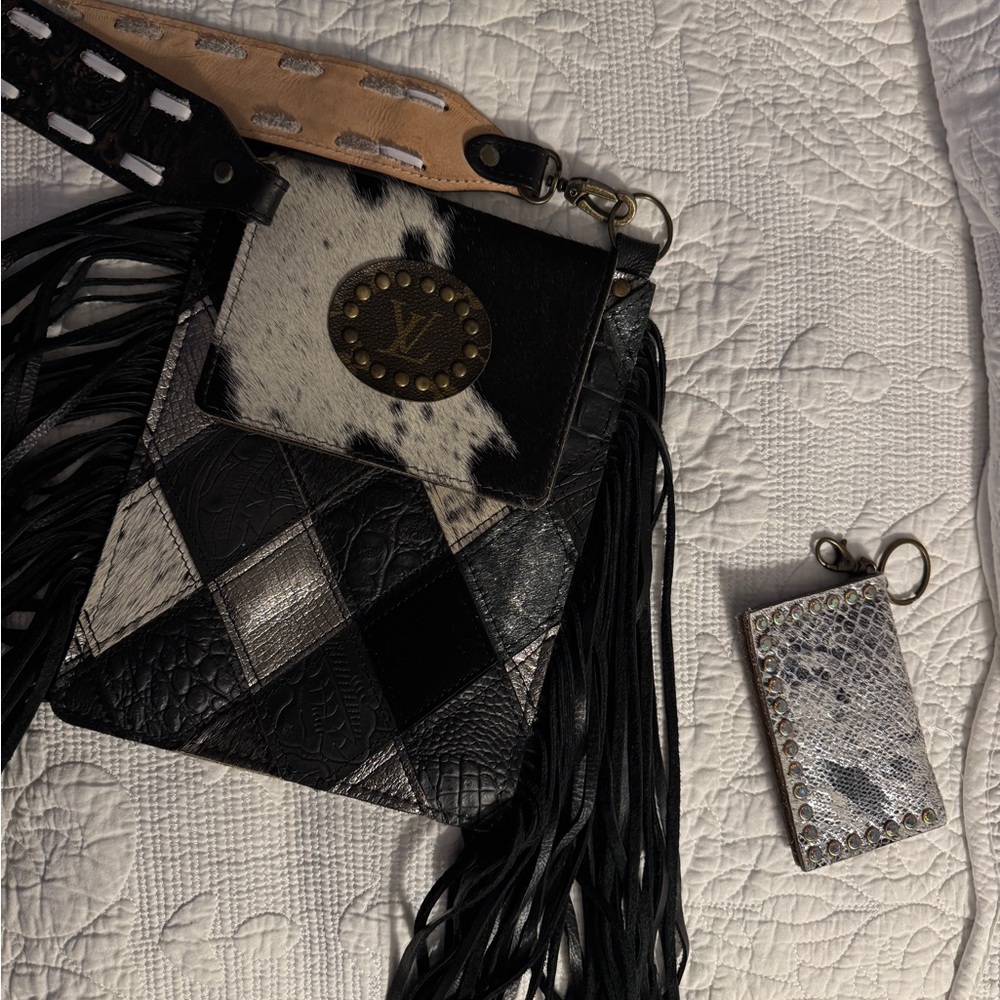 Chic Black and White Crossbody Bag with Fringe